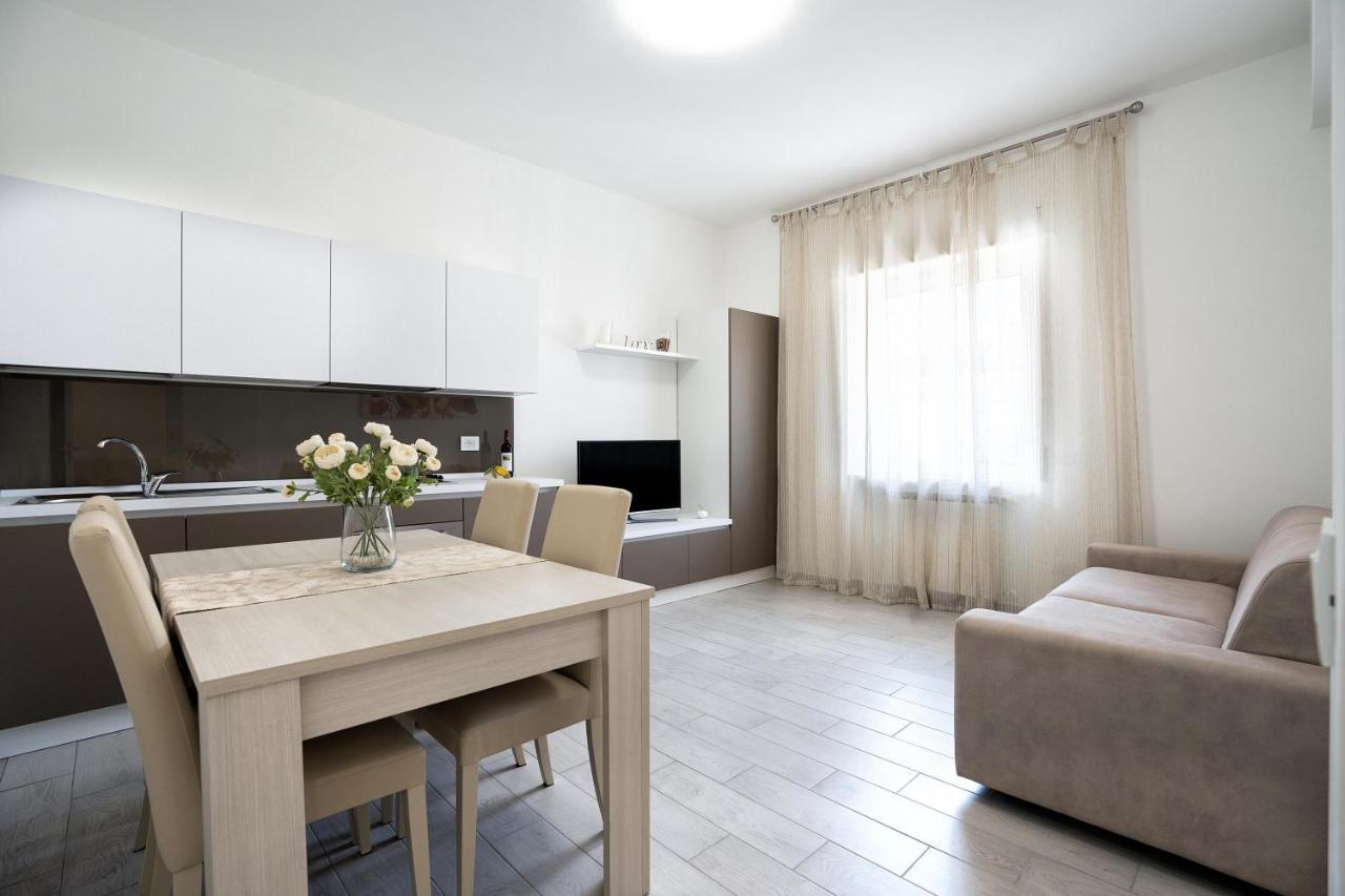 Giselle Apartments Maiori - Amalfi Coast ภายนอก รูปภาพ